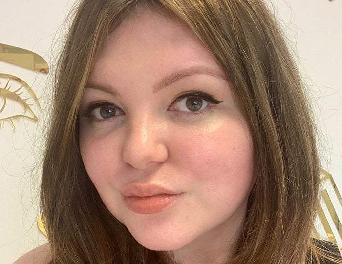 The Products Our Beauty Advisor Swears By For An Effortless Eye Look - Quick Flick 