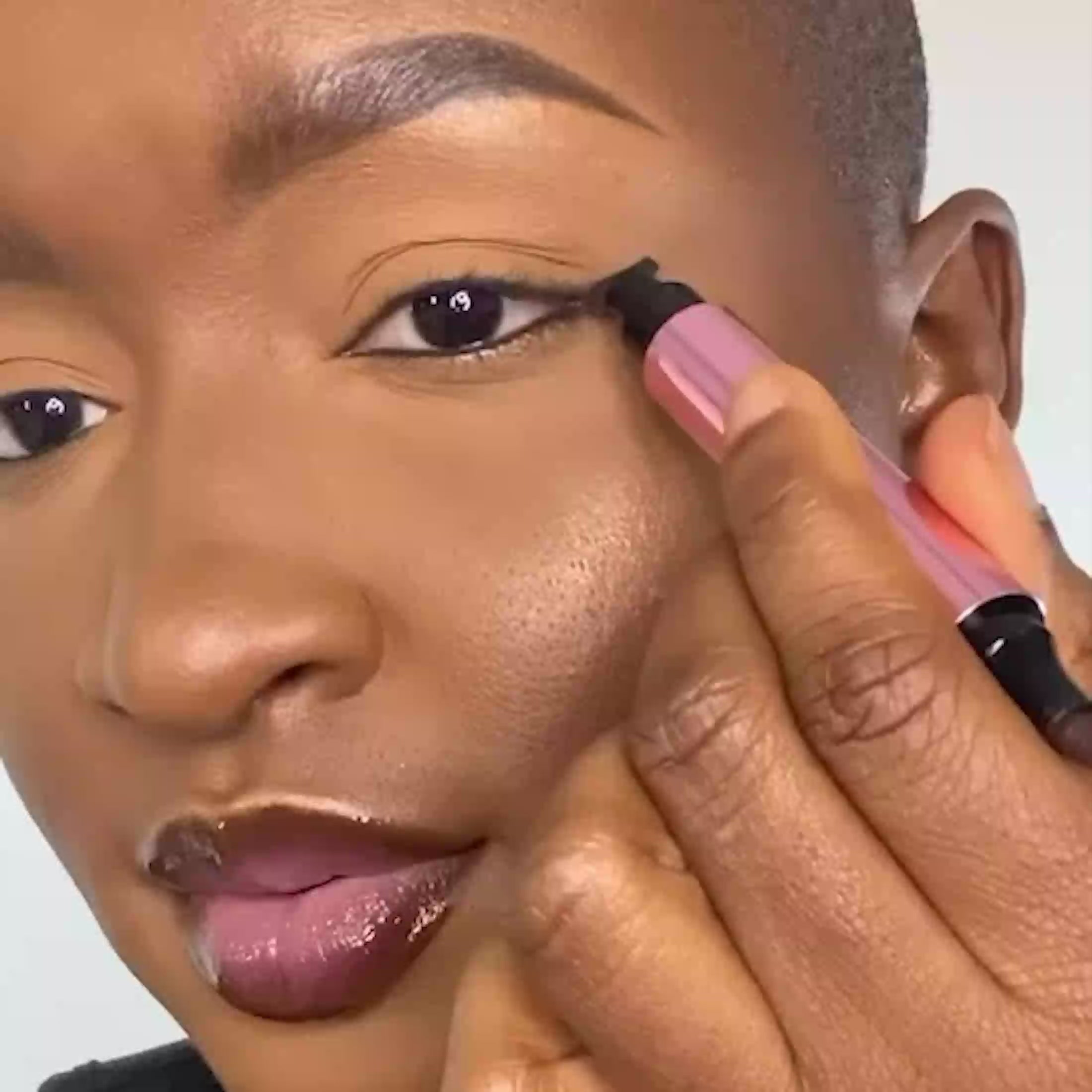 Eyeliner Stamp / 4 Sizes - Hot Fudge